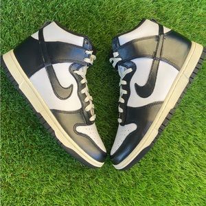 Dunk high ‘vintage black’ size 9W new authentic fast shipping🚀